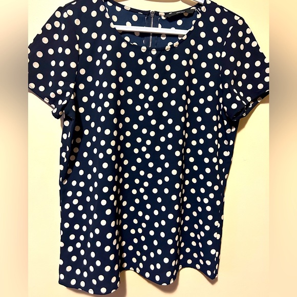 Navy and white polka dot Vero Moda open-zipper back - Picture 1 of 2